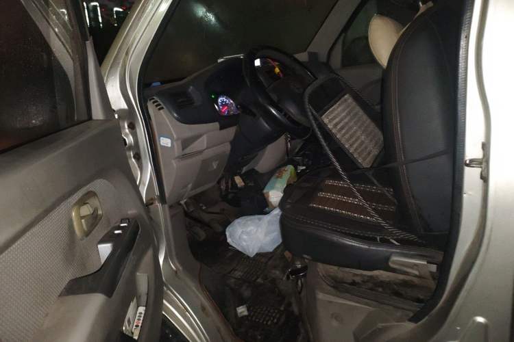 Used CHANGAN KAICHENG Taurus 2011 1.3L Standard Version Driver Seat