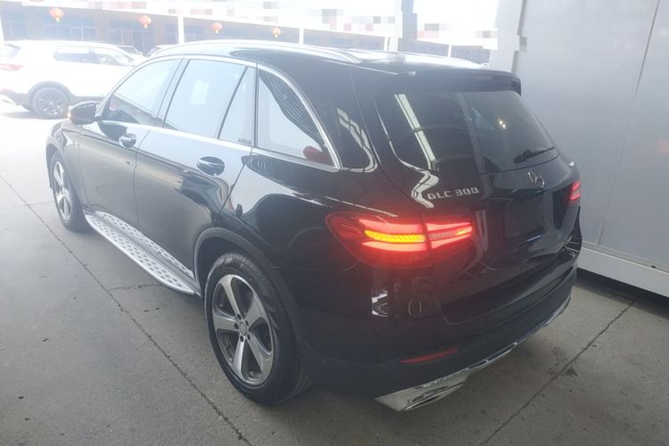 Used Mercedes-Benz GLC 2016 GLC 300 4MATIC Dynamic Model