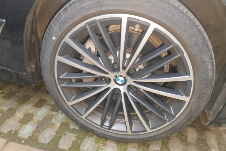 Used BMW 5 Series 2022 Restyled 530Li Leading Edition M Sport Package