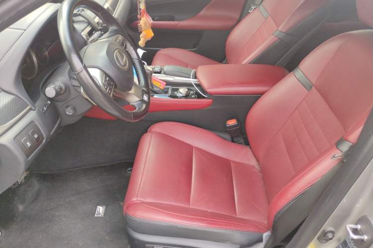 Used Lexus GS 2017 300 F SPORT
