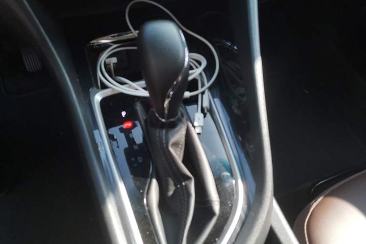 Used Buick GL6 2019 18T 6-Seater Connected Luxury Version China VI Standard
