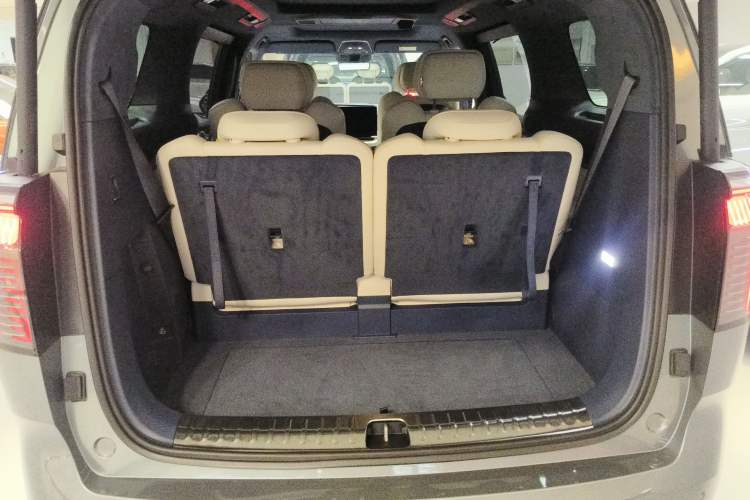 Used Zeekr 009 2024 Six-Seat Executive Version 4WD 108 kWh