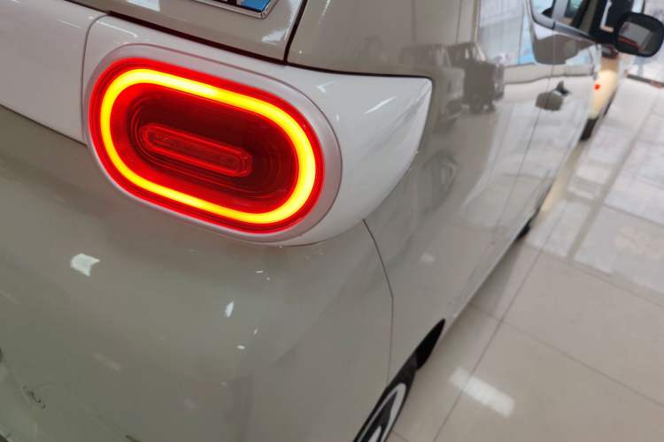 Used Wuling Hongguang MINIEV 2024 3rd Generation 215km Youth Edition
