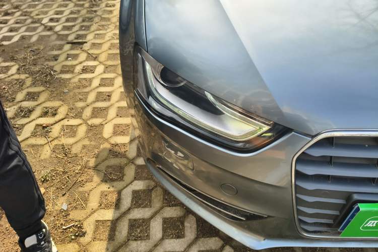 Used Audi A4L 2013 35 TFSI Automatic Comfort Model
