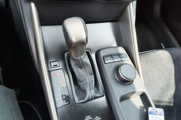 Used Lexus IS 2013 250 Leading Edition