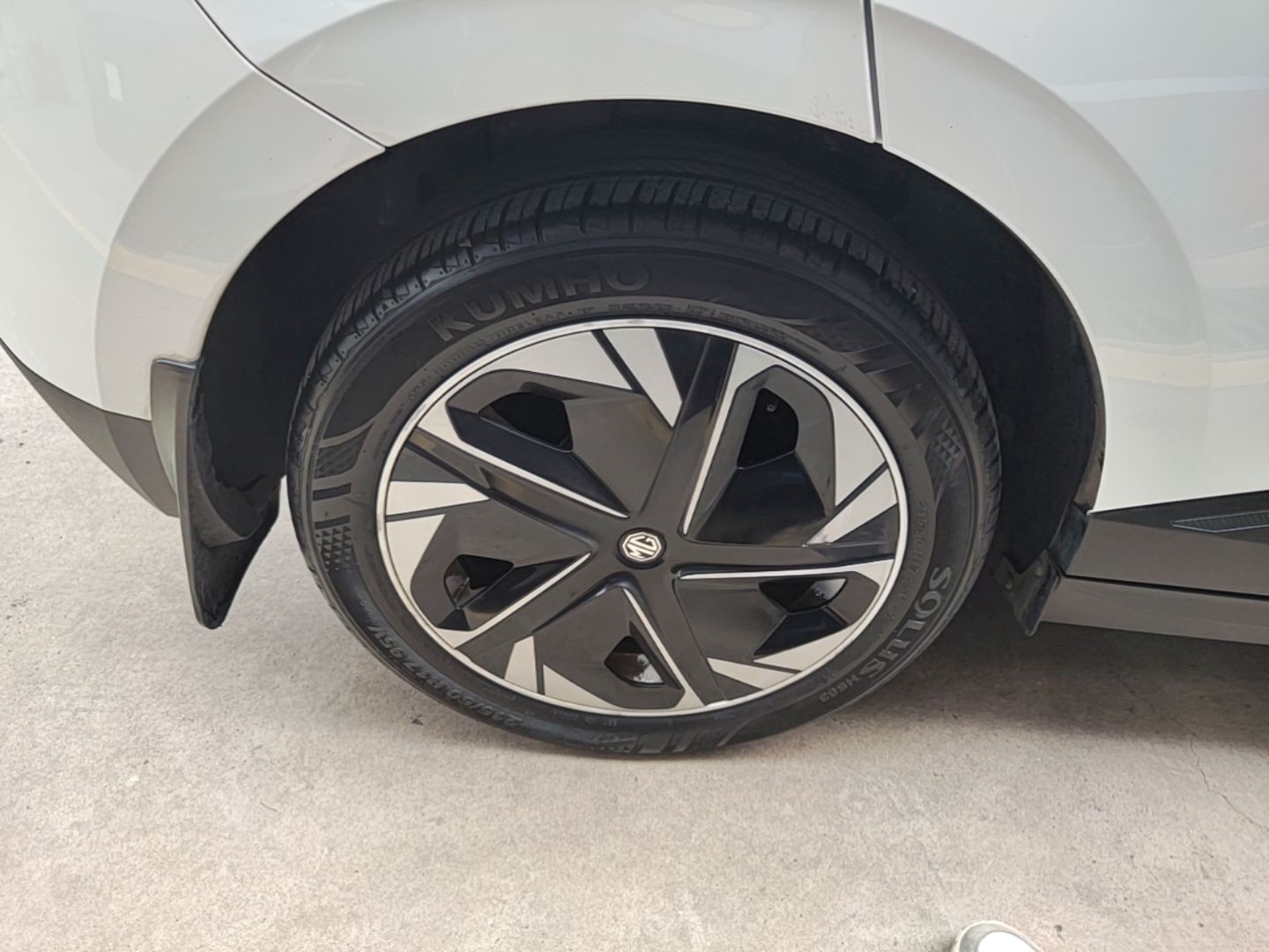 MG 4 EV 2023 415 km Range Sea-Faring Champion Edition — снимка 11