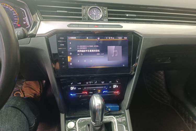 Used Volkswagen Magotan 2021 330TSI DSG 30th Anniversary Edition Audio And AC Panel