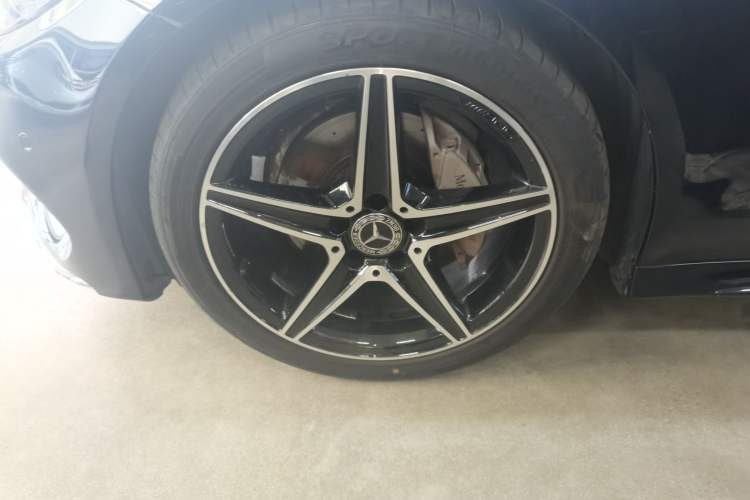 Used Mercedes-Benz C-Class 2018 C 200 Coupe Exterior 4