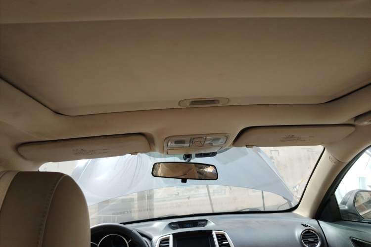 Used CHANGAN Eado 2012 1.6L Manual Luxury Version China IV Standard
