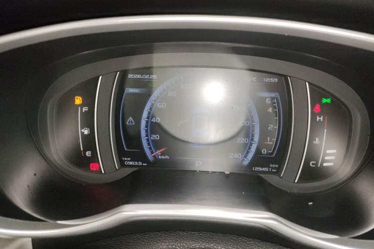 Used Geely Auto Emgrand X7 Sport 2016 1.8TD Automatic ZhiZun Version