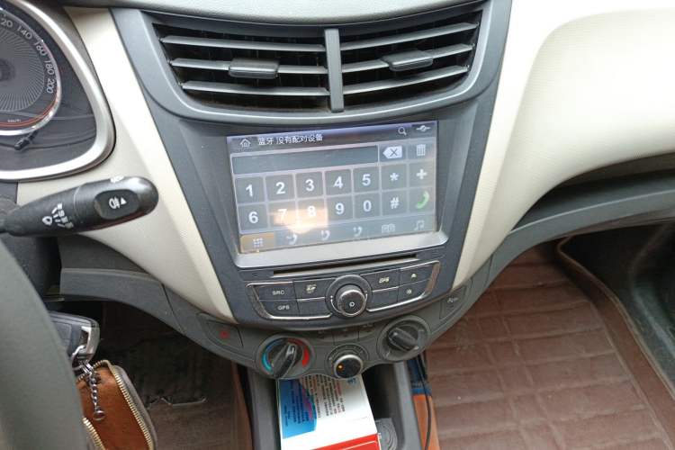 Used Chevrolet Sail 2015 Sail 3 1.5L Manual with Ideal Sunroof Edition