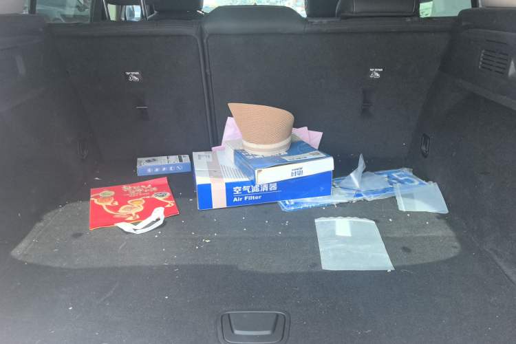 Used Buick Envision 2022 Encore S 652T Two-Wheel-Drive Luxury Model