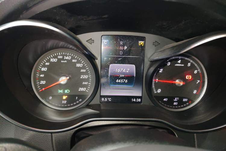 Used Mercedes-Benz GLC 2019 Facelift GLC 260 L 4MATIC Luxury Model
