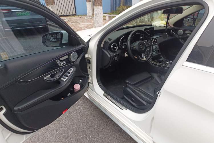 Used Mercedes-Benz C-Class 2015 C 200 L Sport Edition
