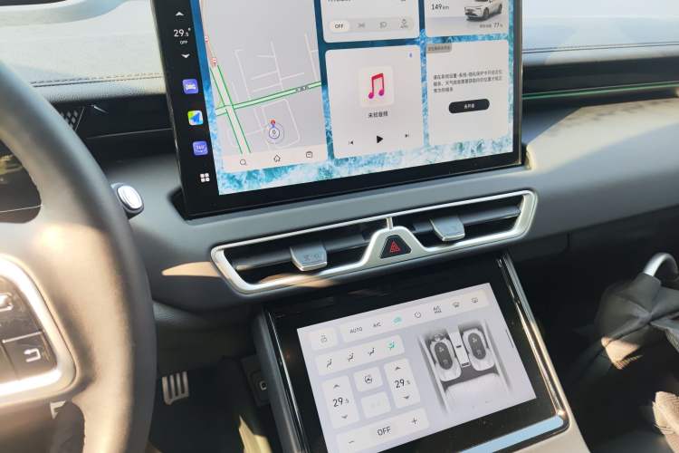 Used Wey Mocha New Energy 2024 Hi4 Four-Wheel Drive Long-Range Version