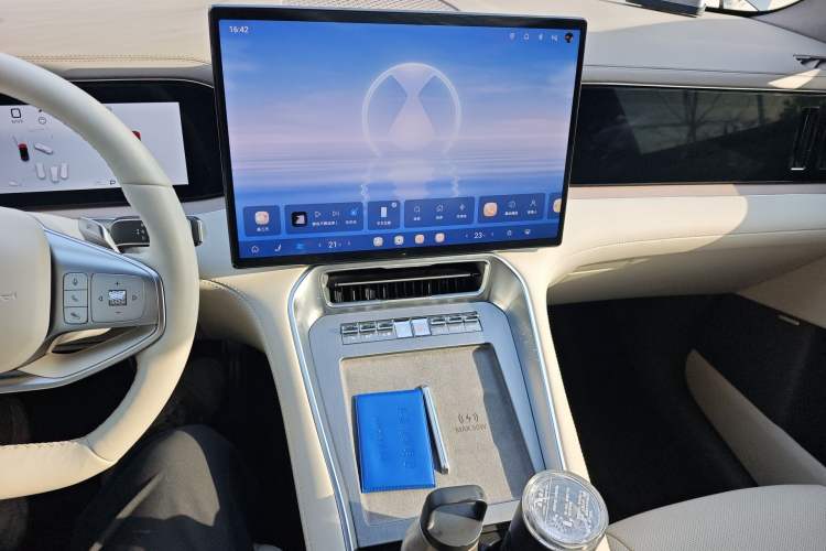 Used Denza N8L 2025 Model Flagship Model