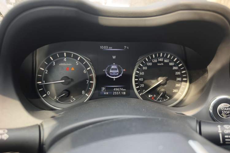 Used Infiniti Q50L 2018 2.0T Enjoyment Version China VI Standard
