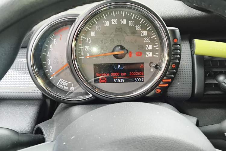 Used MINI 2015 1.5T COOPER Fun Five-Door Edition
