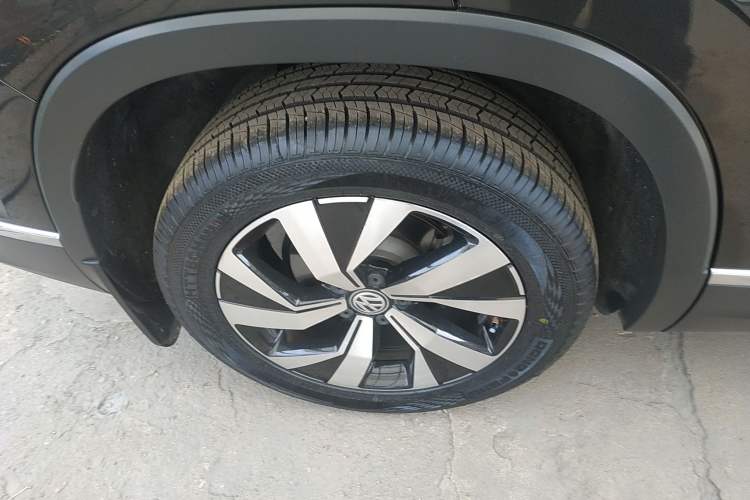 Used Volkswagen Tayron 2020 280TSI Two-Wheel Drive Luxury Connect Edition