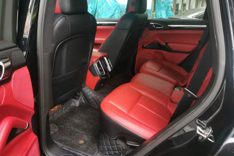 Used Porsche Cayenne 2011 Cayenne 3.0T Left Rear Seat