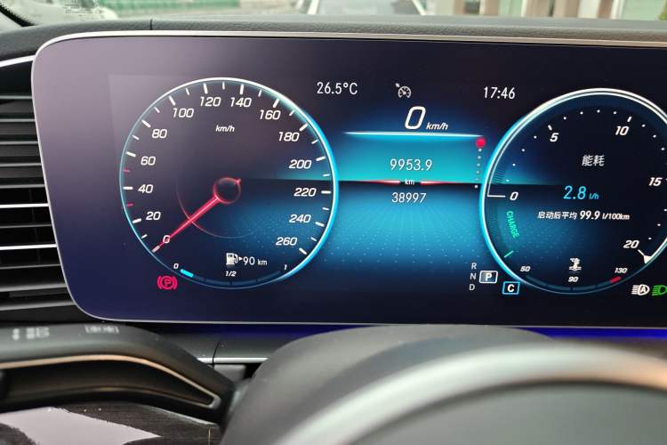 Used Mercedes-Benz GLE 2020 Restyled GLE 350 4MATIC Fashion Edition Odometer Close Up