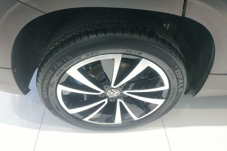 Used Volkswagen Tharu 2021 280TSI Two-Wheel-Drive Luxury Plus Edition
