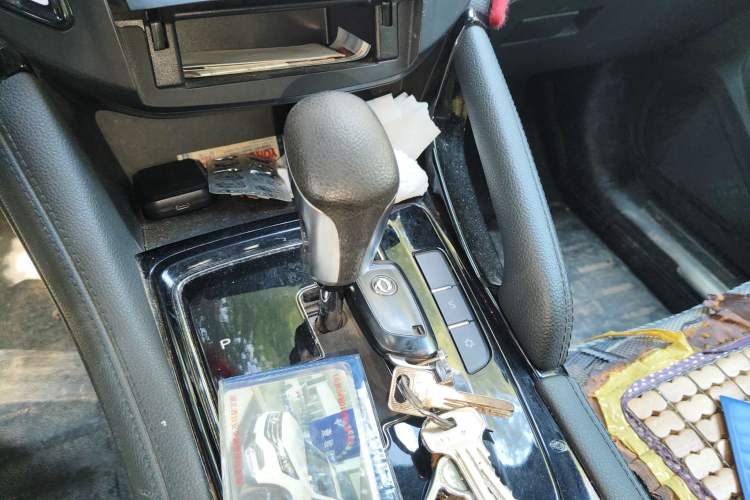 Used Dongfeng Aeolus AX7 2018 Classic 1.6T Automatic Luxury Model
