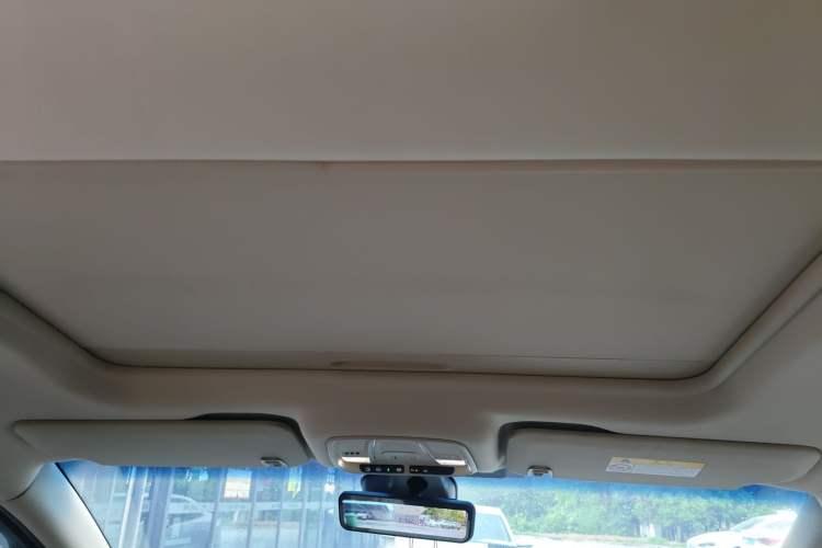 Used Buick GL8 2022 ES Landtrek 653T Luxury Edition Headliner