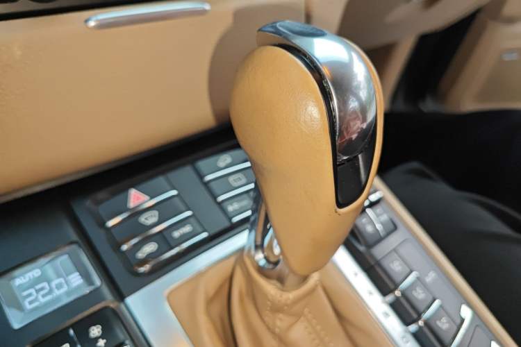 Used Porsche Macan 2014 Macan 2.0T Gear Lever