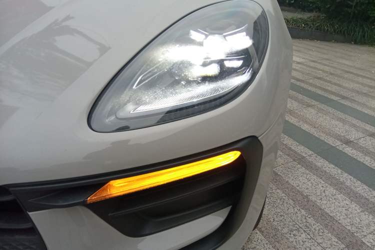 Used Porsche Macan 2024 Macan 2.0T