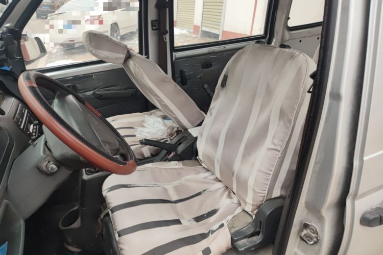 Used Wuling Zhiguang 2010 1.0L New Version Practical Short-Body L2Y