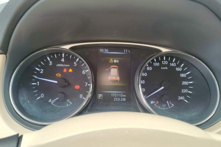 Used Nissan X-Trail 2014 2.0L CVT Comfort Edition 2WD Instrument Cluster