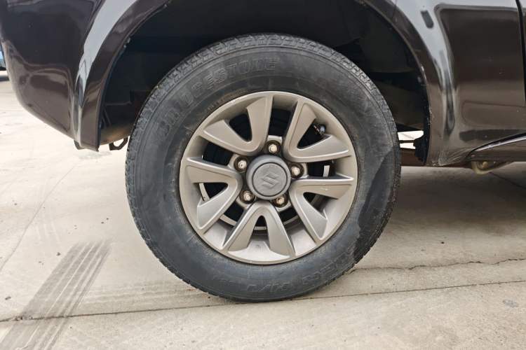 Used Suzuki Jimny 2015 1.3 AT JLX