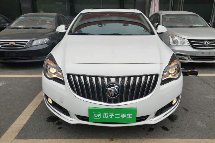 Used Buick Regal 2015 2.0L Leading Fashion Edition