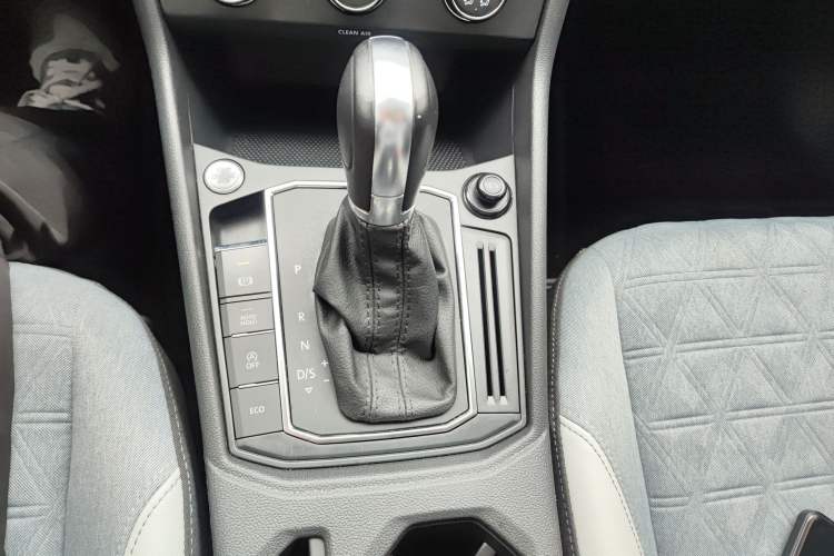 Used Volkswagen Lavida 2023 280TSI DSG Full-Comfort Edition
