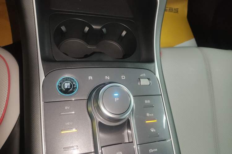 Used BYD Destroyer 05 2023 Champion Edition DM-i 55KM Luxury Model Gear Lever