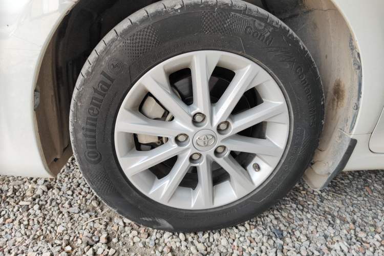 Used Toyota Camry 2016 2.0G 10th Anniversary Leading Edition Exterior 4