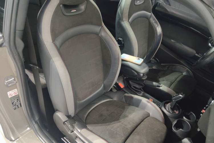 Used MINI 2019 2.0T COOPER S Racing Driver Right Front Seat