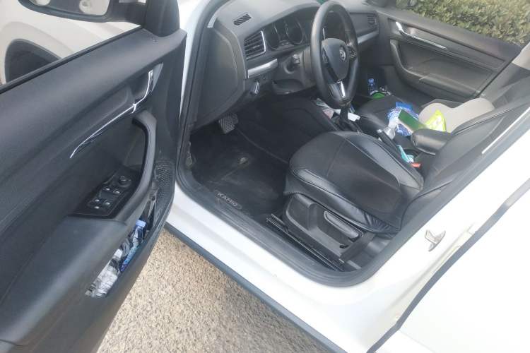 Used Skoda Kamiq 2021 1.5L Automatic Comfort Edition Driver Seat