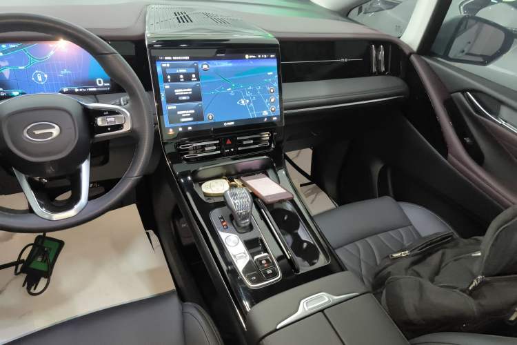 Used GAC Trumpchi M8 2024 Master Series 400T Prestige Edition Gear Lever