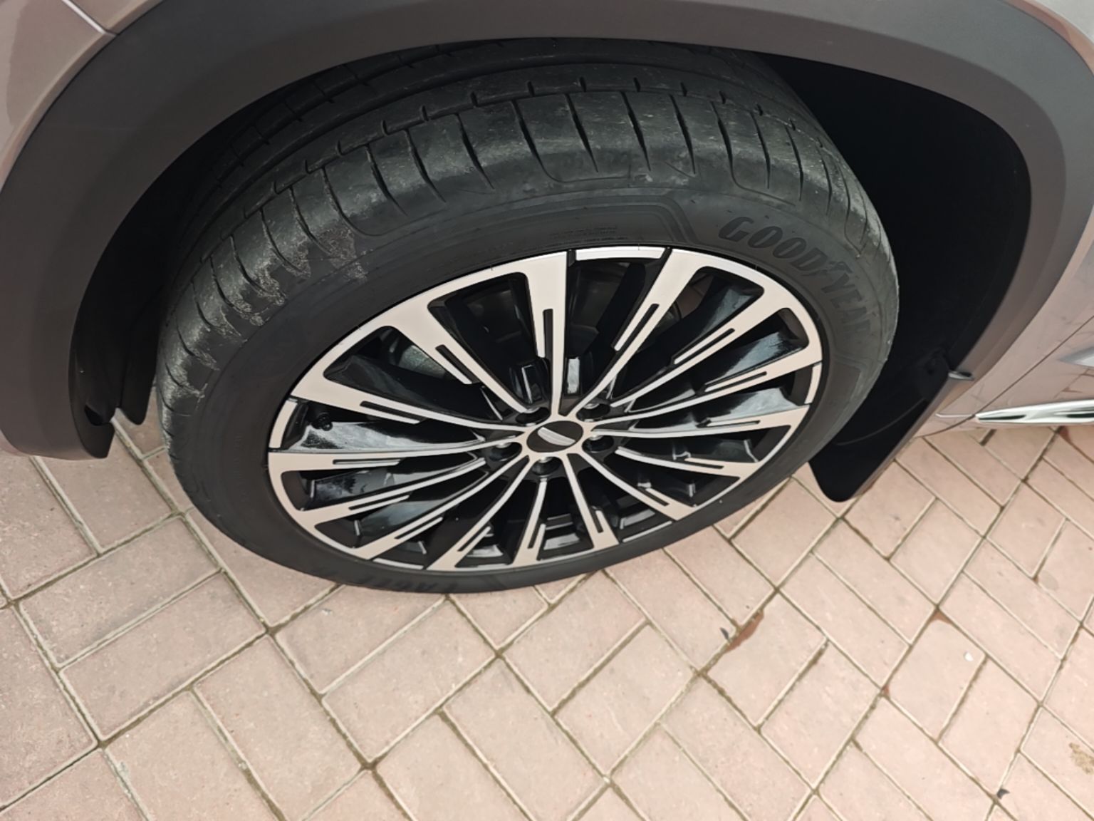 Geely Auto Monjaro L 2025 Dongfang Yao 2.0TD Automatic Lanxing Edition — снимка 10