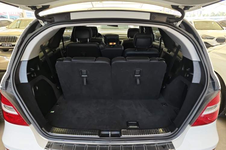 Used Mercedes-Benz R-Class 2014 R 320 4MATIC Business Model