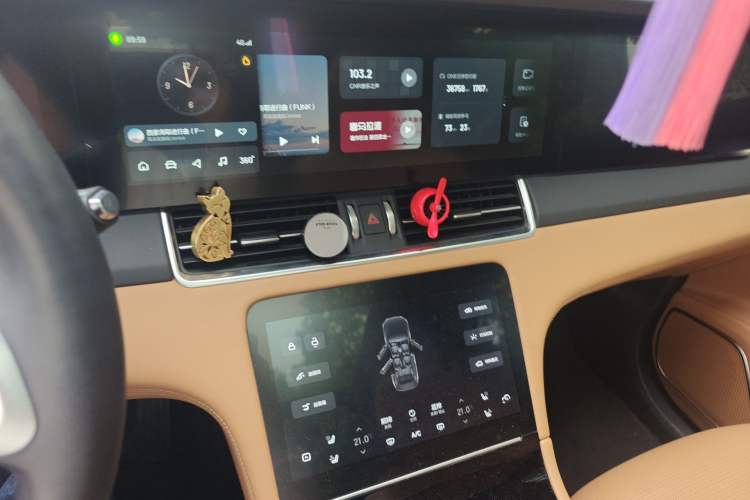 Used Li Auto ONE 2021 Extended-Range 6-Seater Version Audio And AC Panel