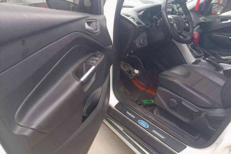 Used Ford Kuga 2015 1.5L GTDi Two-Wheel Drive Fashion Edition Driver Seat