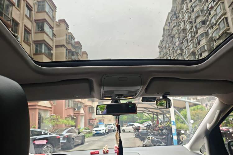 Used Volkswagen Sharan 2013 1.8TSI Standard Model Euro IV
