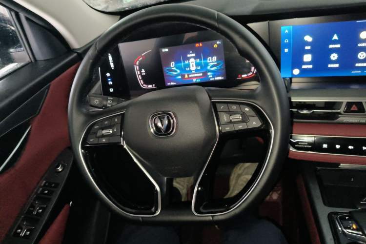 Used Changan CS75 PLUS 2022 1.5T Automatic Luxury Model
