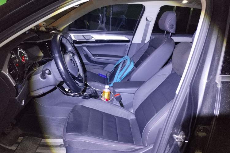 Used Volkswagen Tayron 2021 280TSI Two-Wheel Drive Luxury Smart Connectivity Version Left Front Seat