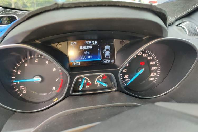 Used Ford Kuga 2013 2.0L GTDi Four-Wheel-Drive Sport Model Odometer Close Up