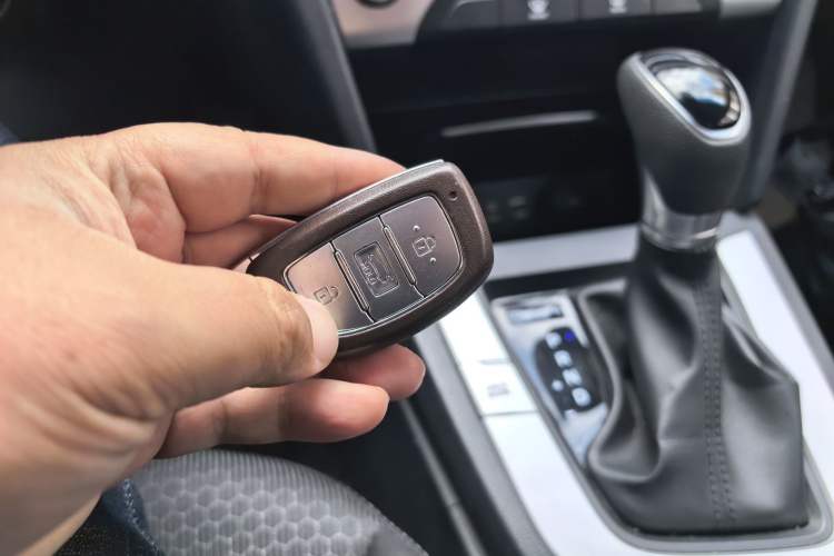 Used Hyundai Elantra (6th Generation / Lingdong) 2018 1.6L Automatic 15th Anniversary Special Edition Vehicle Key