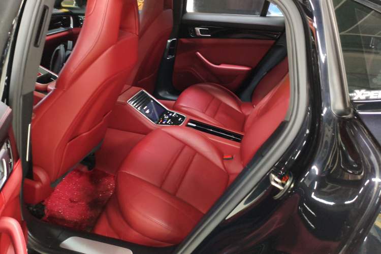 Used Porsche Panamera 2019 Panamera 2.9T Left Rear Seat